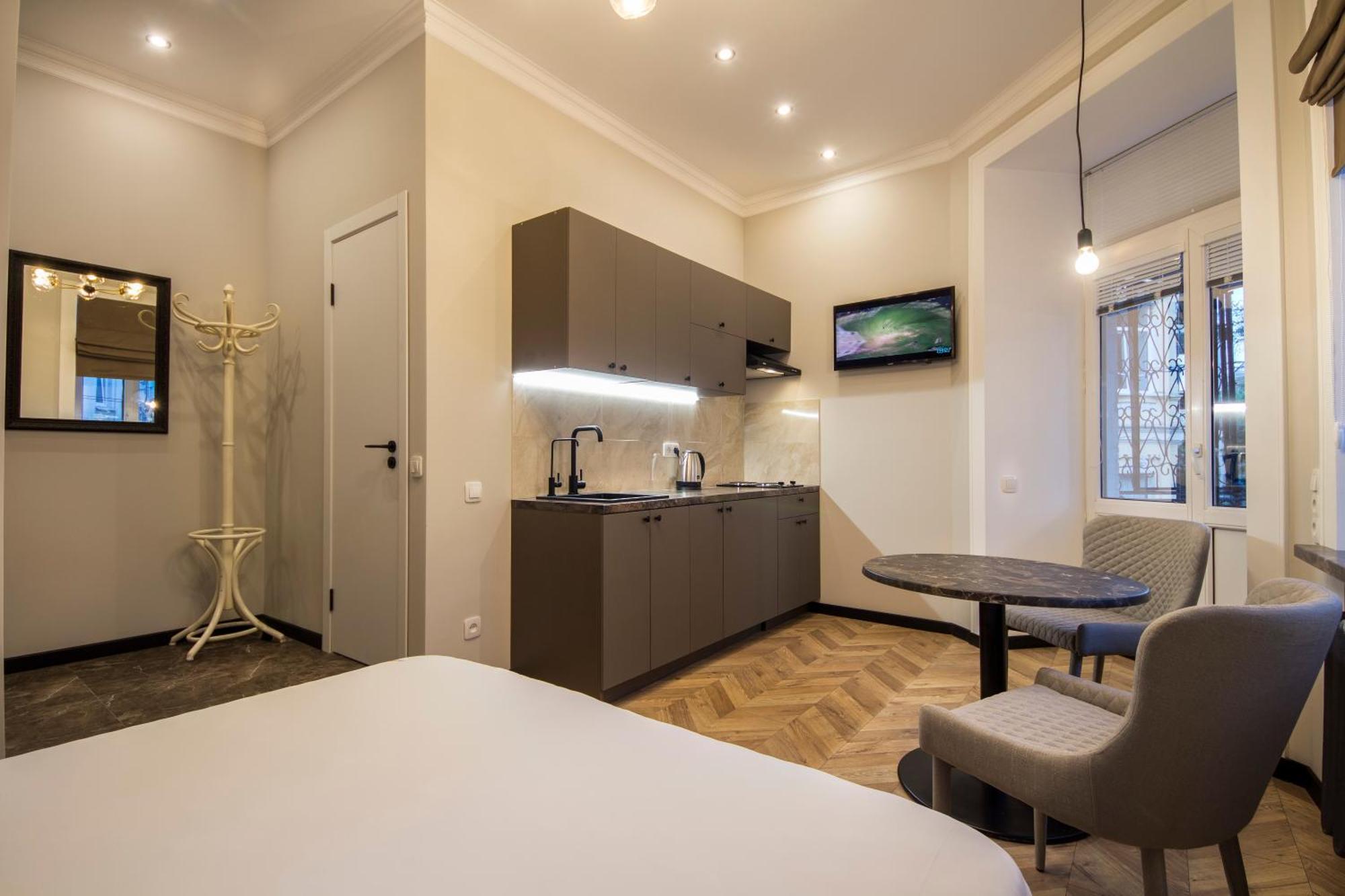 Self Check-In Apartments Maidan Area Kiev Exteriör bild