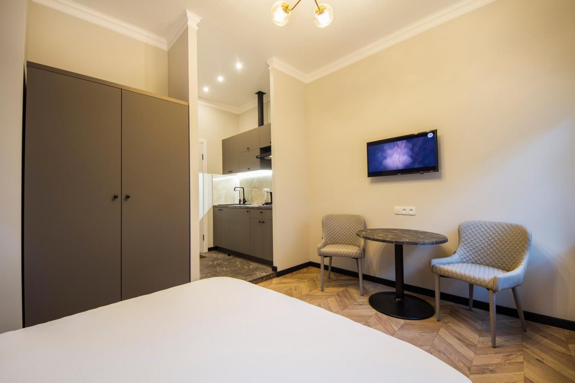 Self Check-In Apartments Maidan Area Kiev Exteriör bild
