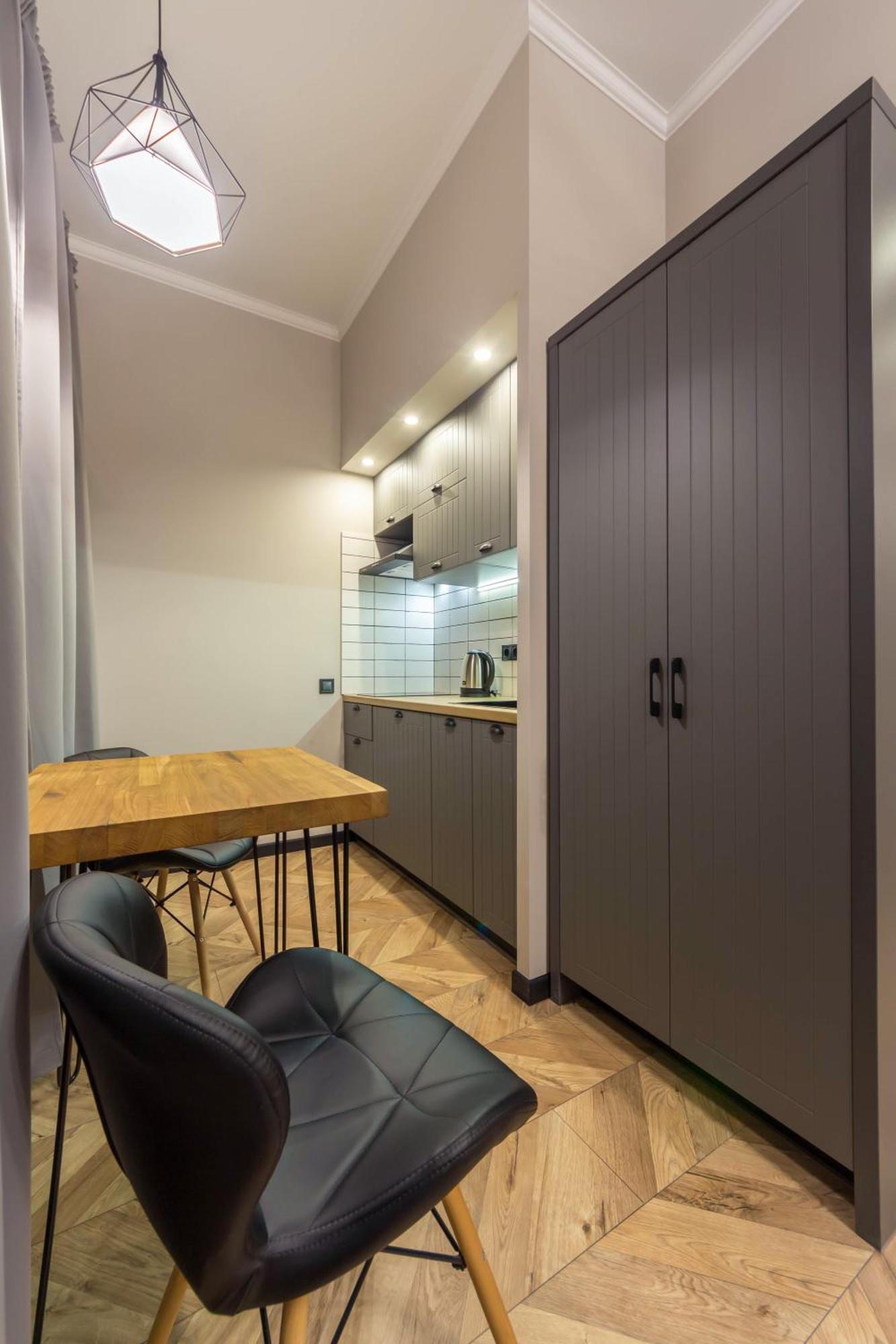 Self Check-In Apartments Maidan Area Kiev Exteriör bild