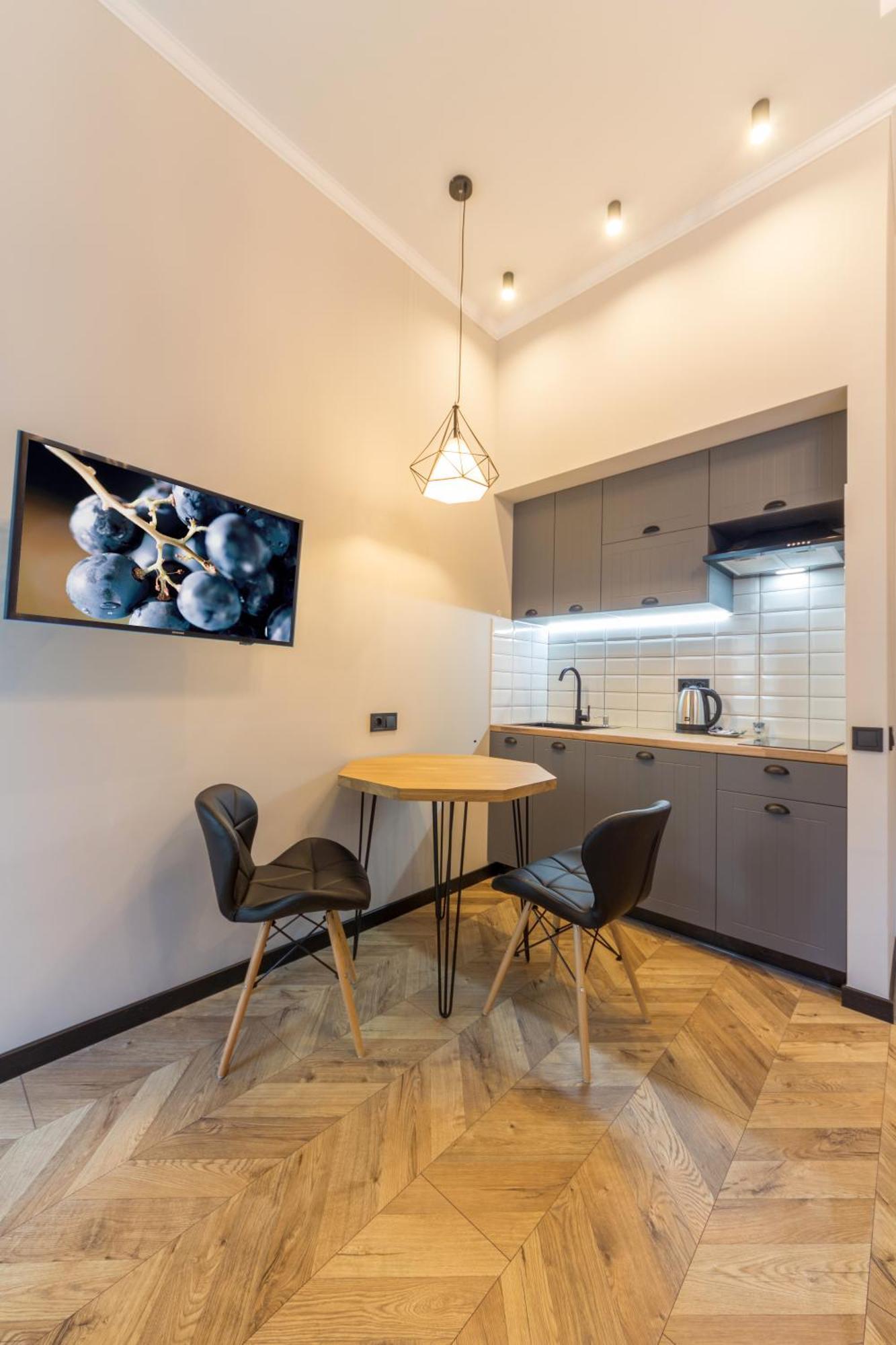 Self Check-In Apartments Maidan Area Kiev Exteriör bild